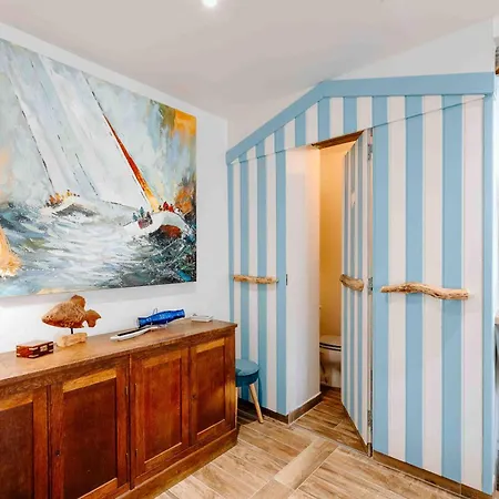 Les Coques Bleues グランビル