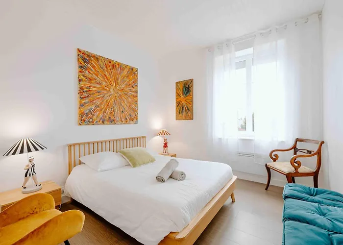 Les Coques Bleues Granville